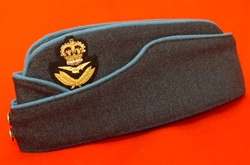 This is a fantastic quality RAF Group Captain Forage Cap ( RAF GC Chip ...